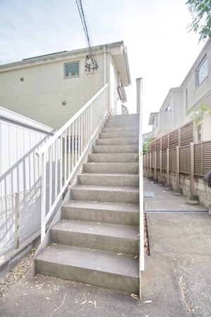 アザレ読売ランドD棟の物件内観写真